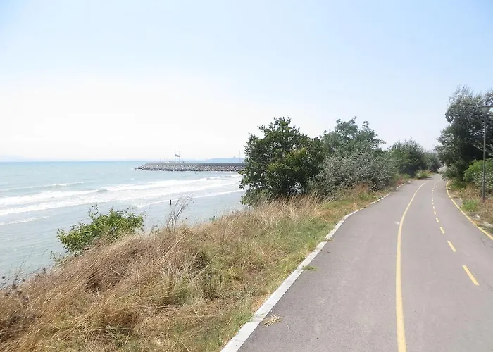 Emona Μπουργκάς